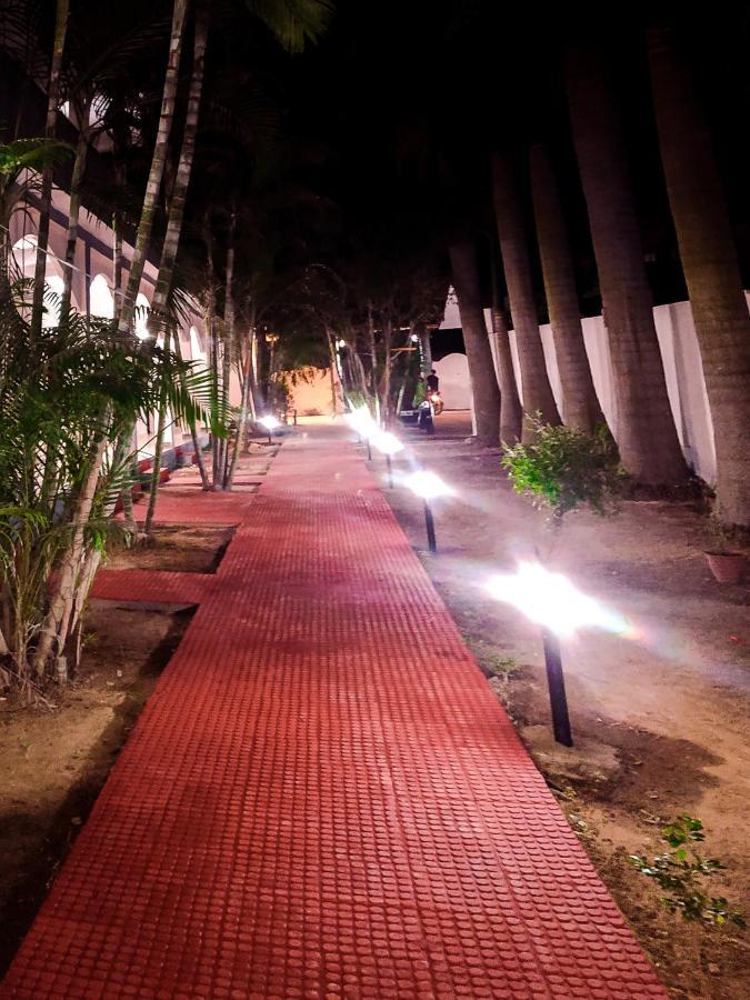 Hotel Jungle Palace Resort Umaria  Bagian luar foto