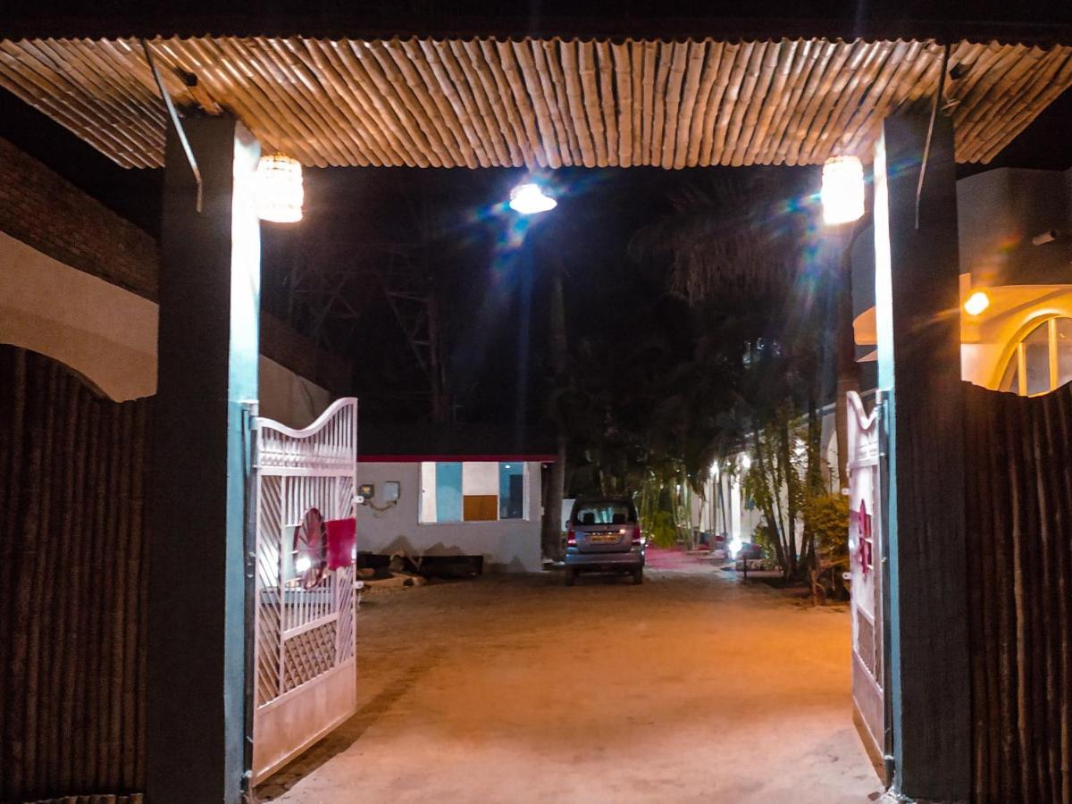 Hotel Jungle Palace Resort Umaria  Bagian luar foto