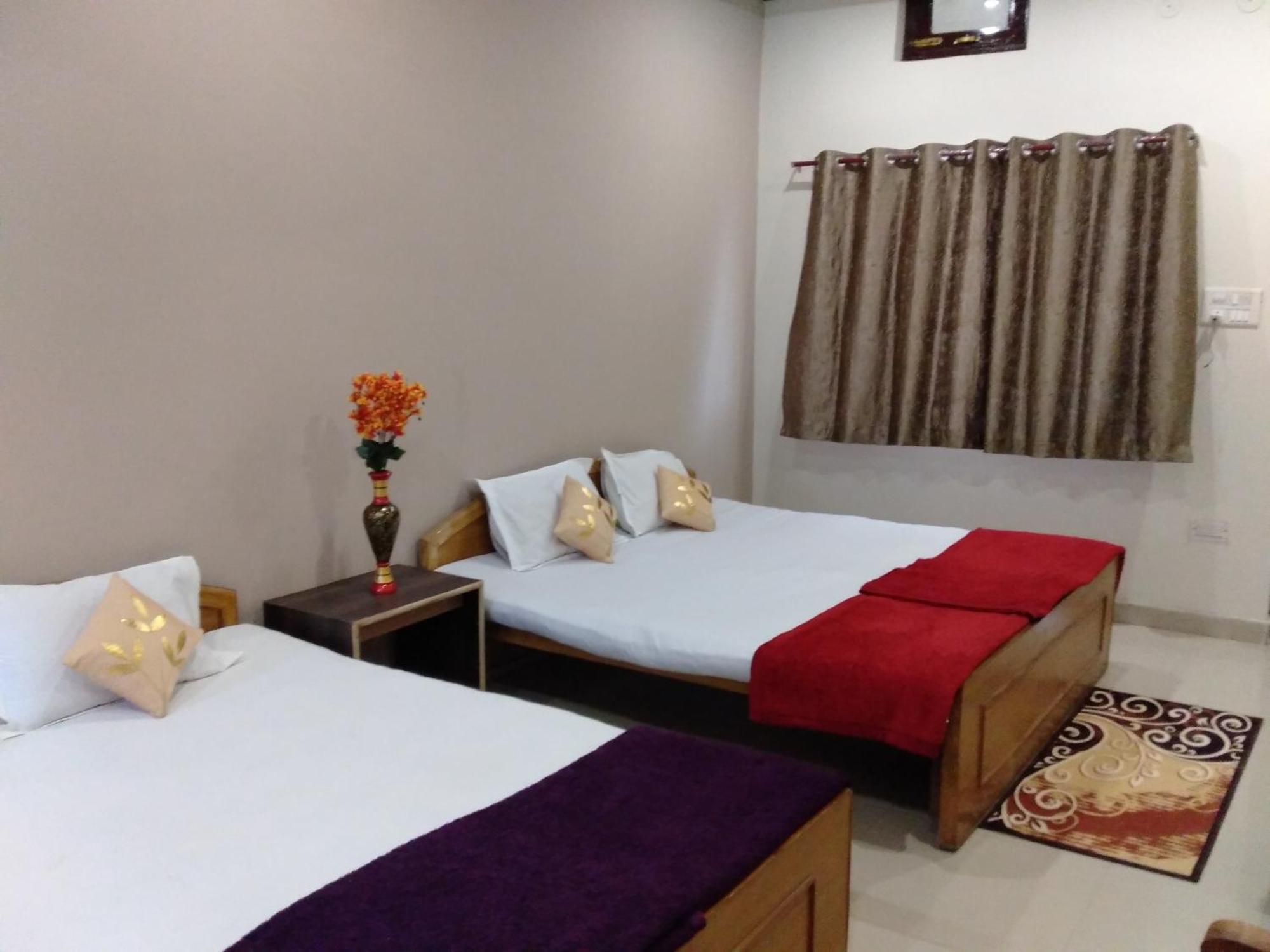 Hotel Jungle Palace Resort Umaria  Bagian luar foto