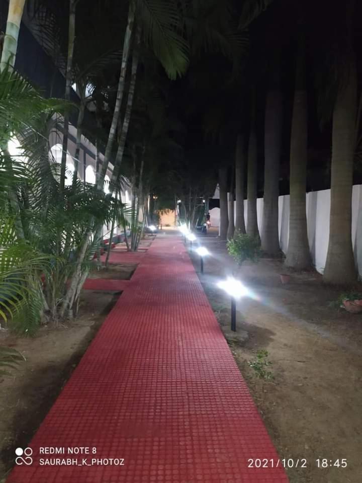 Hotel Jungle Palace Resort Umaria  Bagian luar foto
