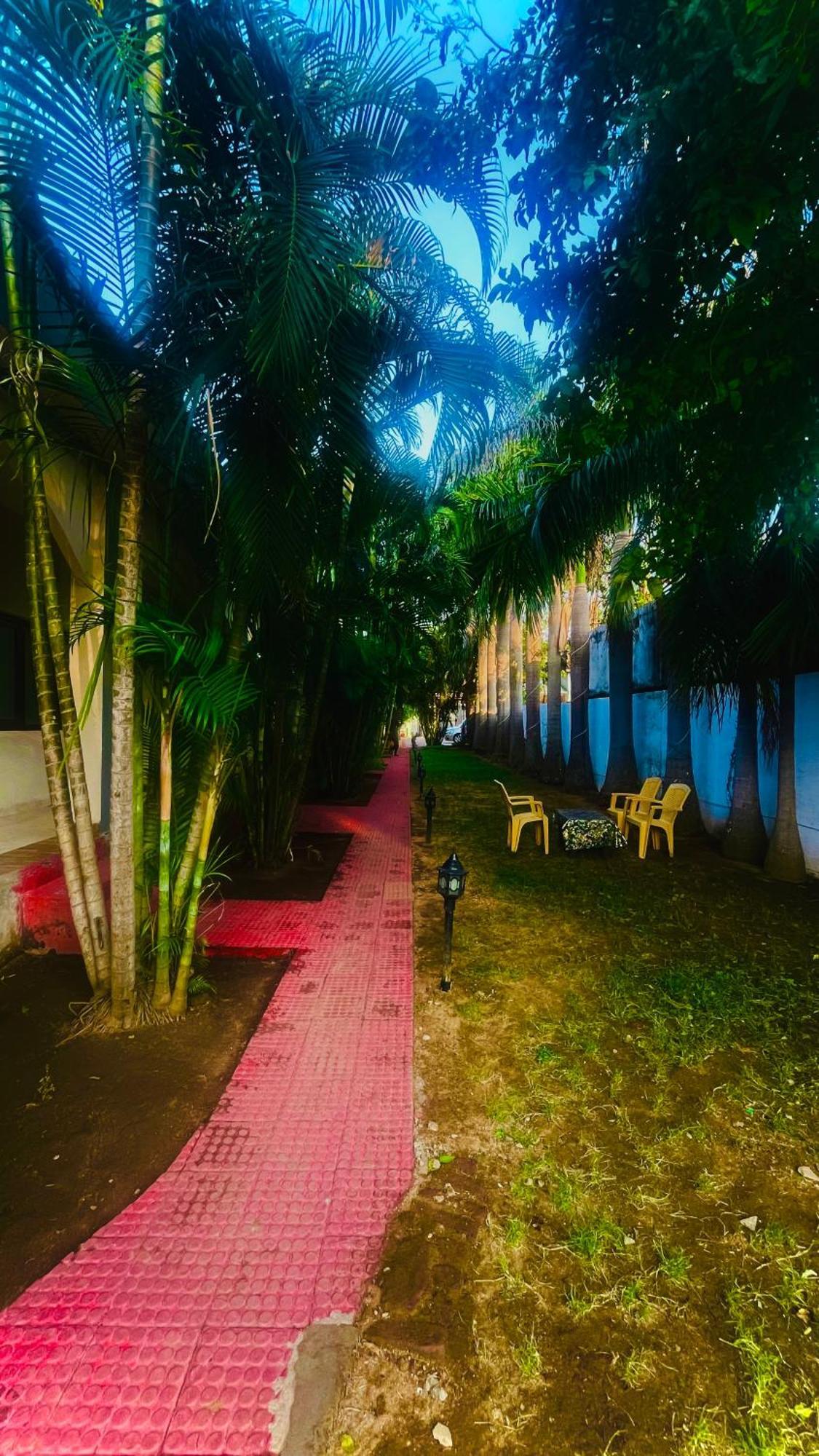 Hotel Jungle Palace Resort Umaria  Bagian luar foto